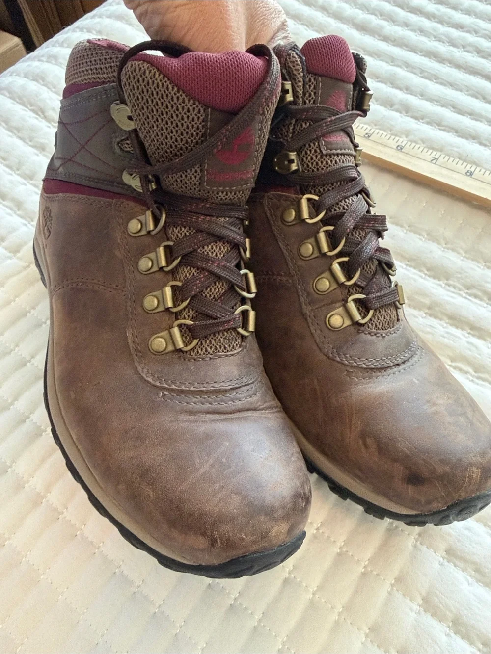 Timberland Women's 7.5 Norwood Mid Waterproof Hiking Boot - Picture 10 of 10